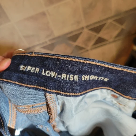 5/$15 american eagle super low rise shortie - Picture 3 of 4